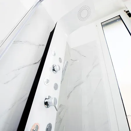 Apartamento Gaslini 5m| 1br| Wifi| By Tilo *