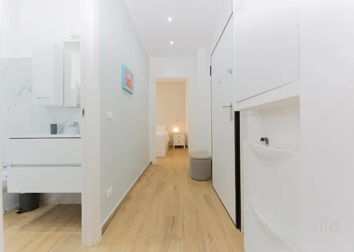 Lejlighed Gaslini 5m| 1br| Wifi| By Tilo *