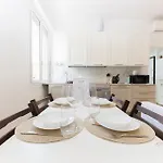 Appartement Gaslini 5m| 1br| Wifi| By Tilo Gênes