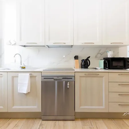 Gaslini 5m| 1br| Wifi| By Tilo *